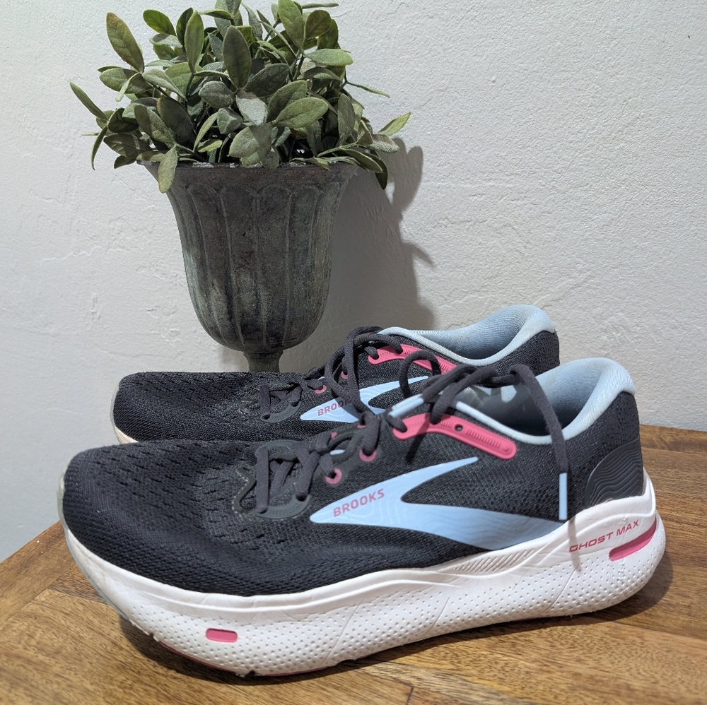 Brooks Ghost Max Running Shoes Women's Size 9 B‎ 1203952E082